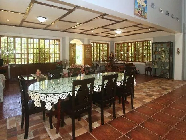 5 Bedroom House In Poblacion Cebu *