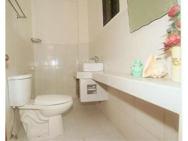 5 Bedroom House In Poblacion Cebu *