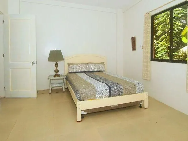 Вилла 5 Bedroom House In Poblacion Cebu
