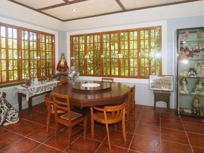 5 Bedroom House In Poblacion Cebu